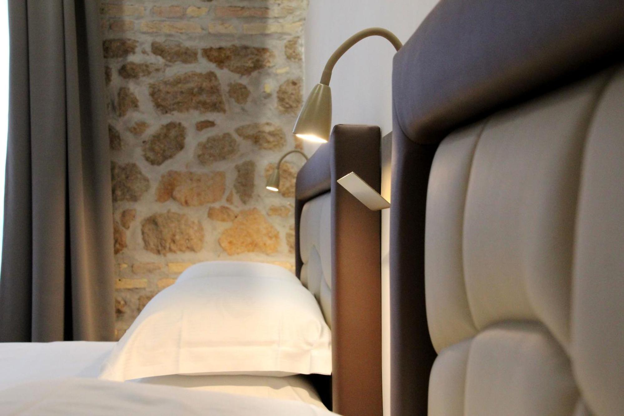 Joyful 148 Luxury Guest House Powered By Joyful Termini Boutique Guest House Rome Bagian luar foto