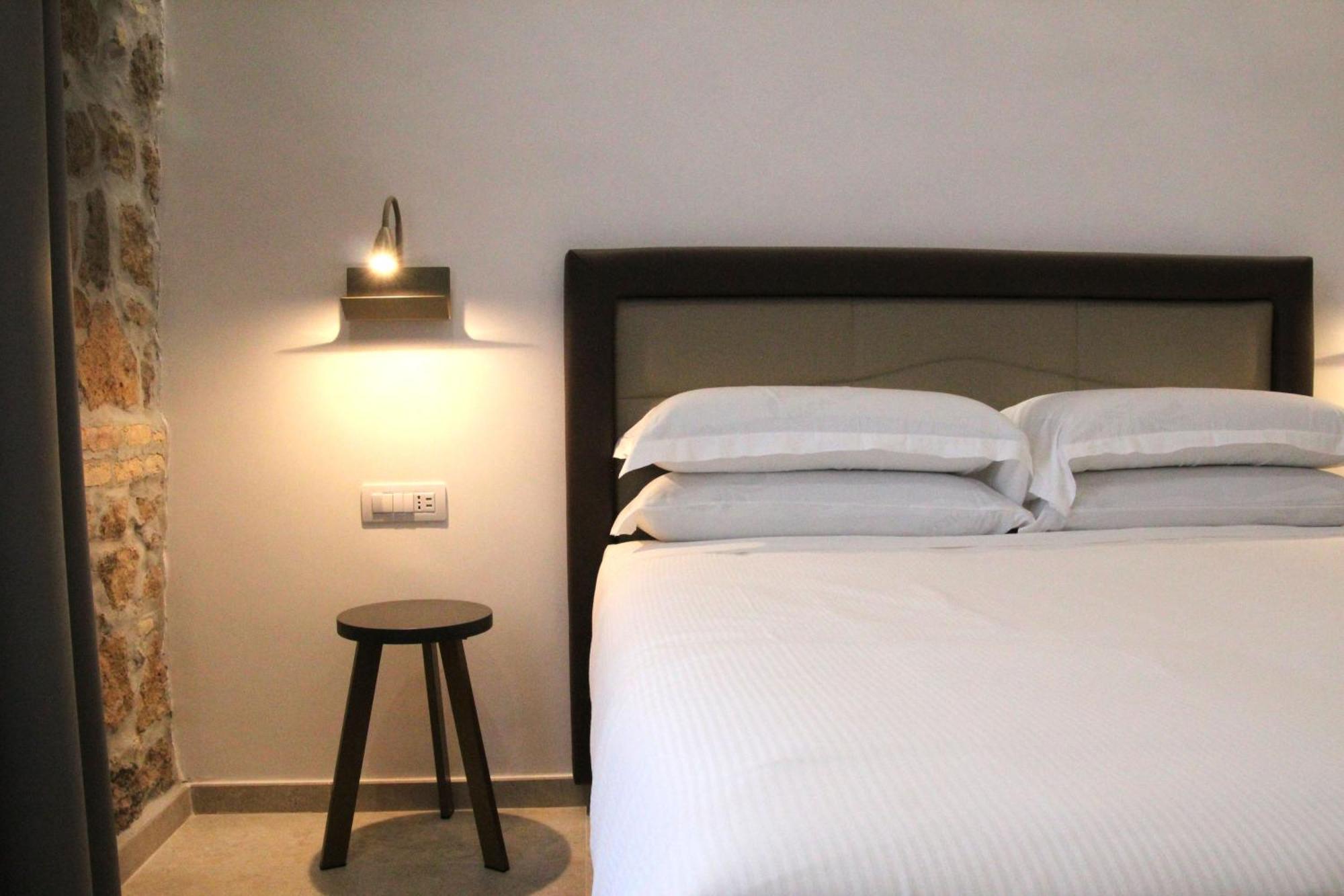Joyful 148 Luxury Guest House Powered By Joyful Termini Boutique Guest House Rome Bagian luar foto