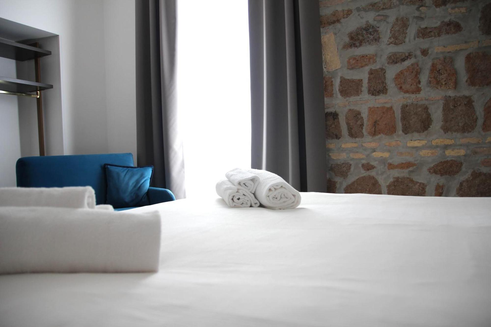 Joyful 148 Luxury Guest House Powered By Joyful Termini Boutique Guest House Rome Bagian luar foto