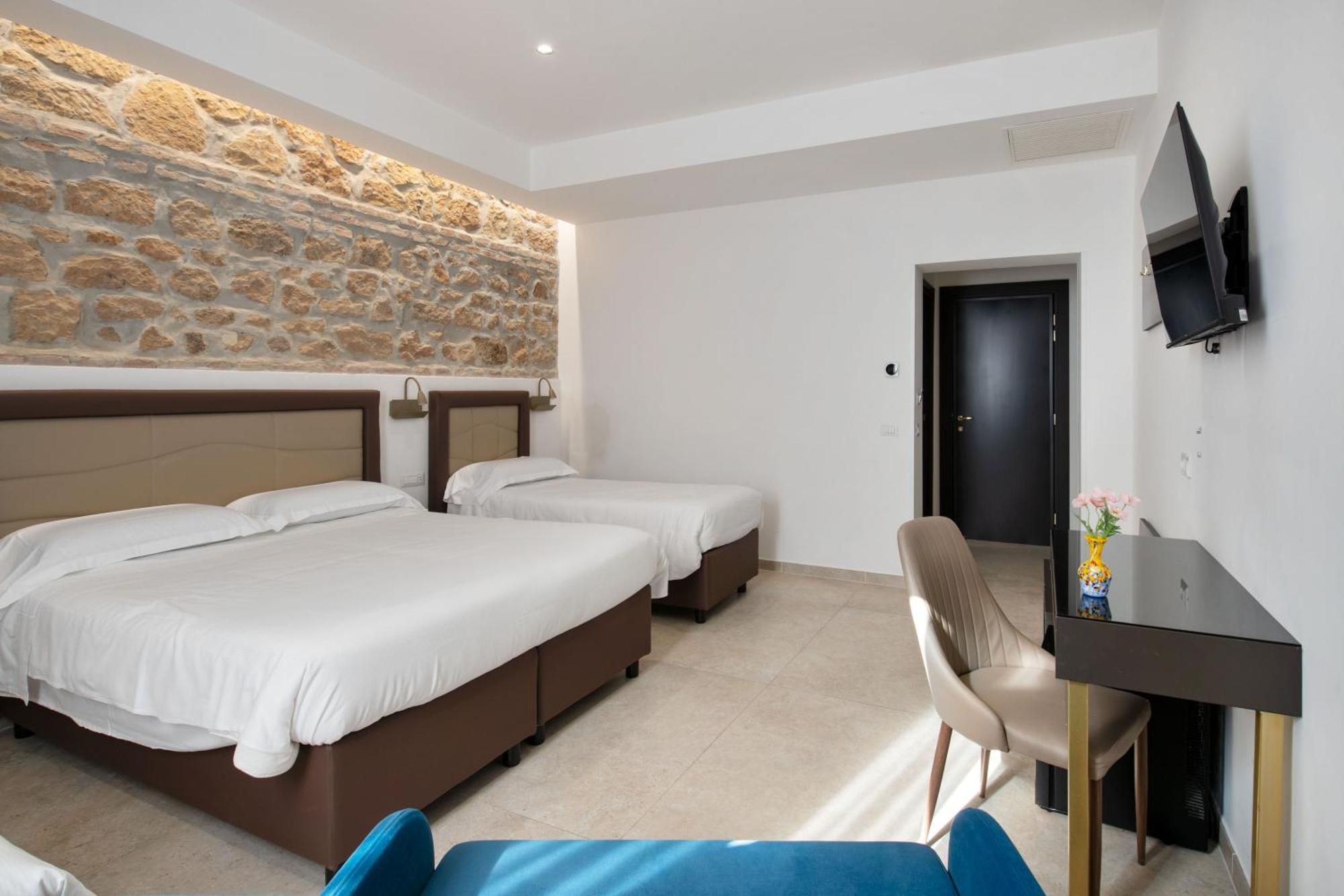 Joyful 148 Luxury Guest House Powered By Joyful Termini Boutique Guest House Rome Bagian luar foto