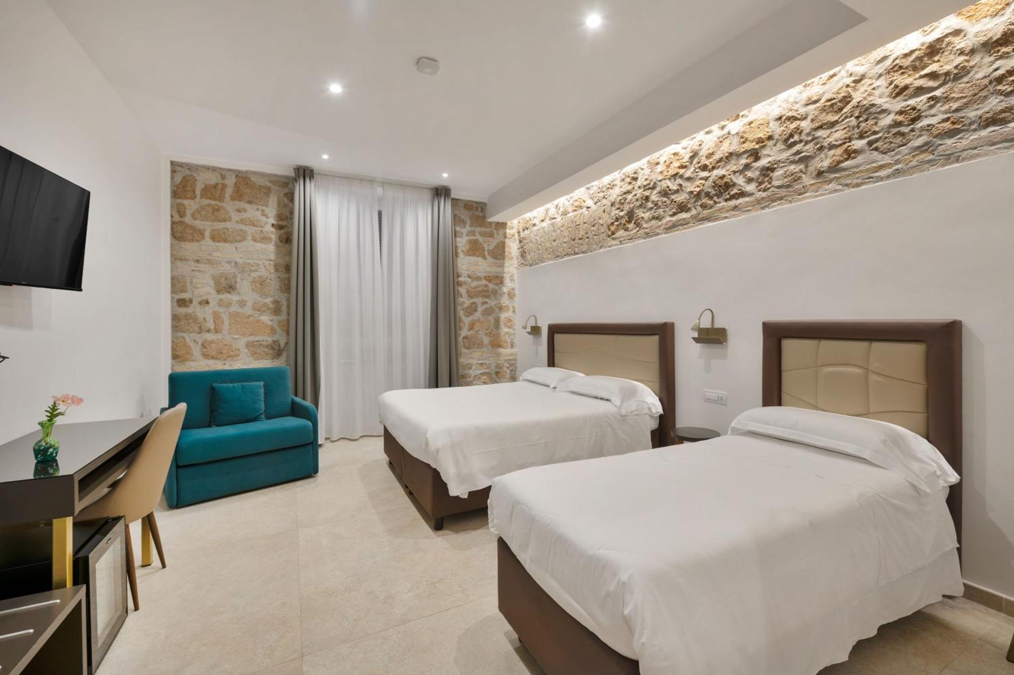 Joyful 148 Luxury Guest House Powered By Joyful Termini Boutique Guest House Rome Bagian luar foto